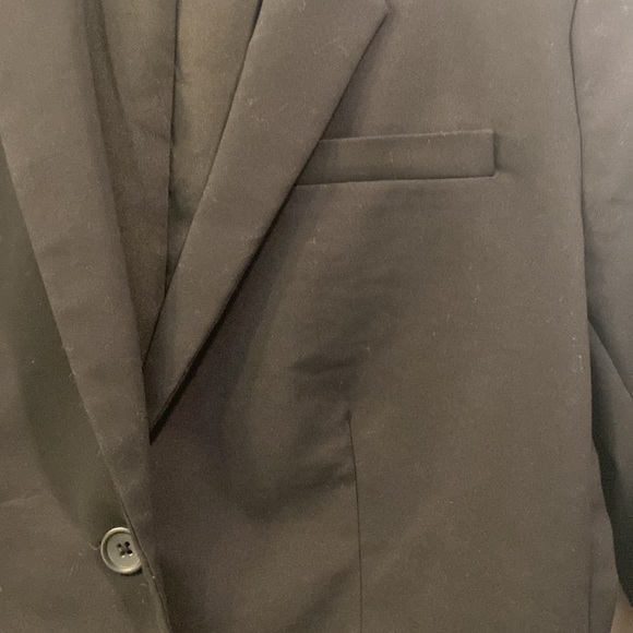 Banana Republic - classic 2 button Black Blazer - Picture 6 of 11